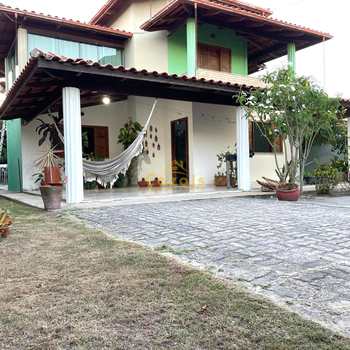 Casa em Santa Cruz Cabrália, bairro Coroa Vermelha
