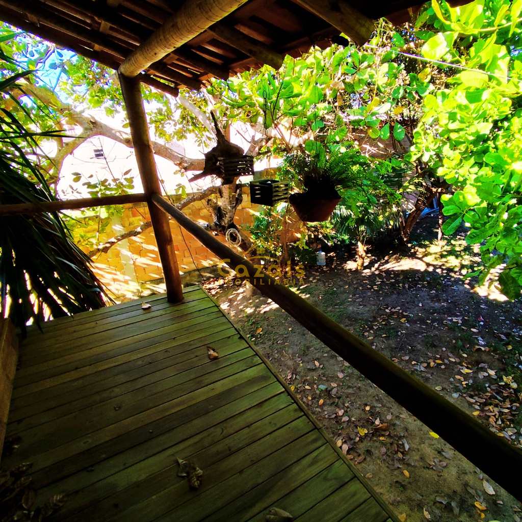 Casa em Porto Seguro, no bairro Alto de Taperapuan