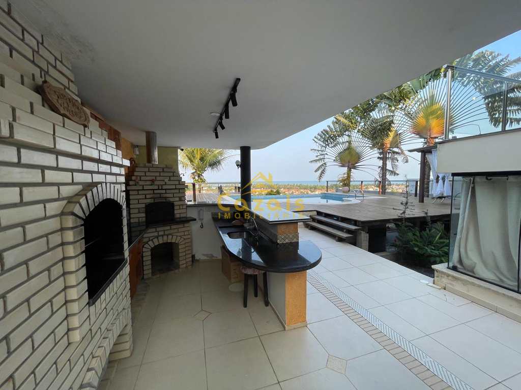 Casa em Porto Seguro, no bairro Village III