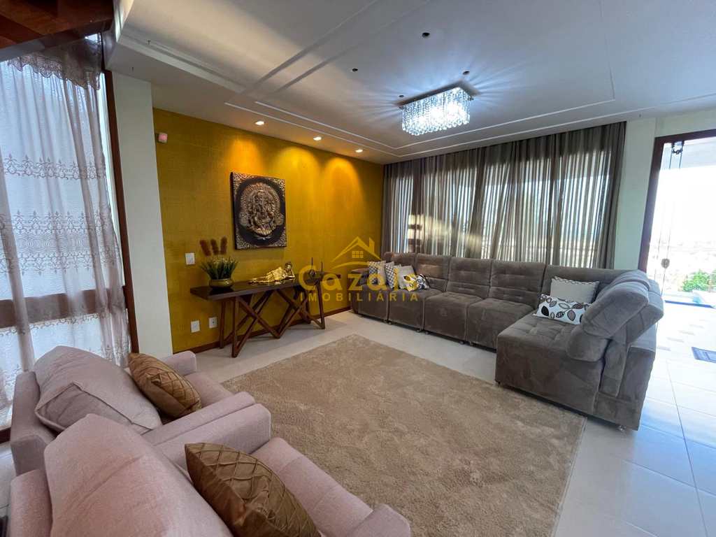 Casa em Porto Seguro, no bairro Village III