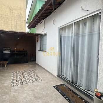 Casa em Porto Seguro, bairro Cambolo