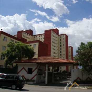 Apartamento em Osasco, bairro Piratininga