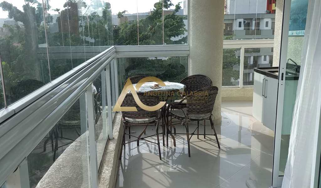 Apartamento em Guarujá, bairro Enseada