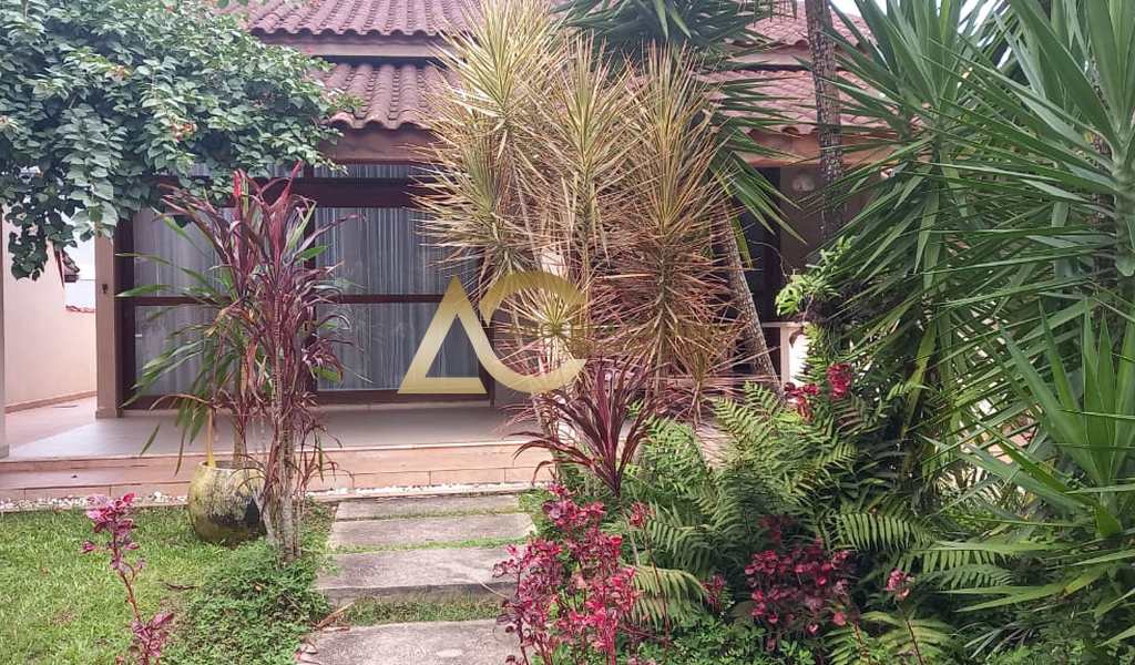 Casa de Condomínio em Guarujá, bairro Balneário Praia do Pernambuco