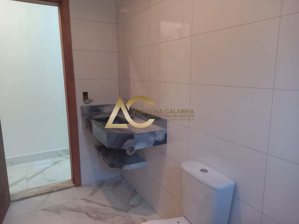 Casa em Guarujá, no bairro Parque Enseada