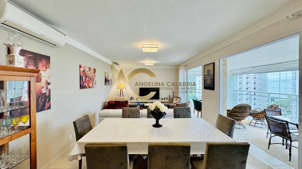 Apartamento em Guarujá, no bairro Parque Enseada