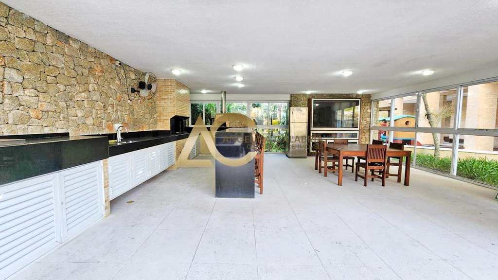 Apartamento em Guarujá, no bairro Parque Enseada