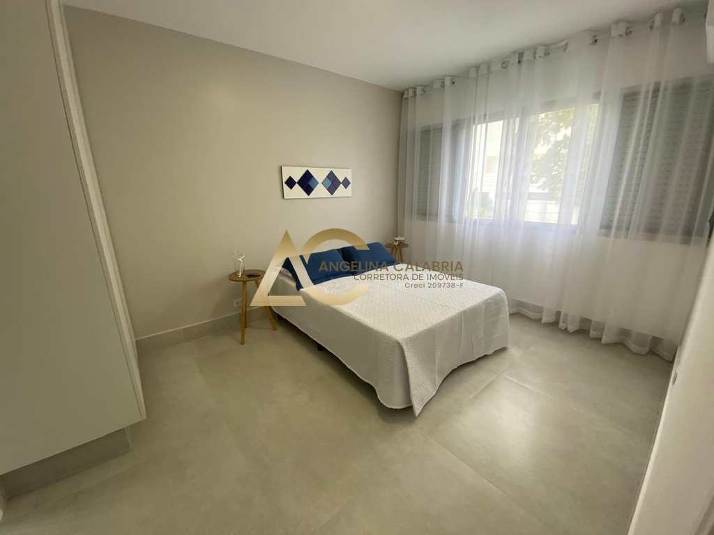 Apartamento em Guarujá, no bairro Vila Alzira