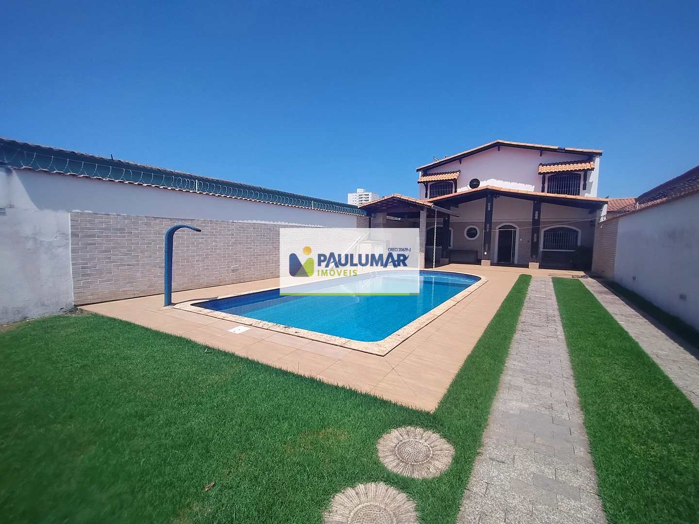 Sobrado à venda com 3 quartos, 138m² - Foto 1