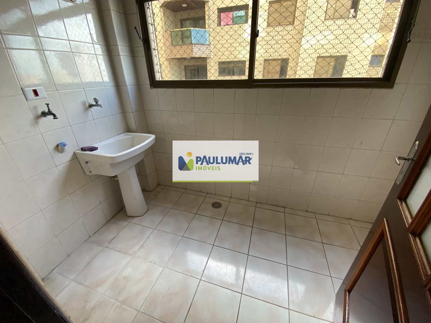 Apartamento para alugar com 2 quartos, 106m² - Foto 11