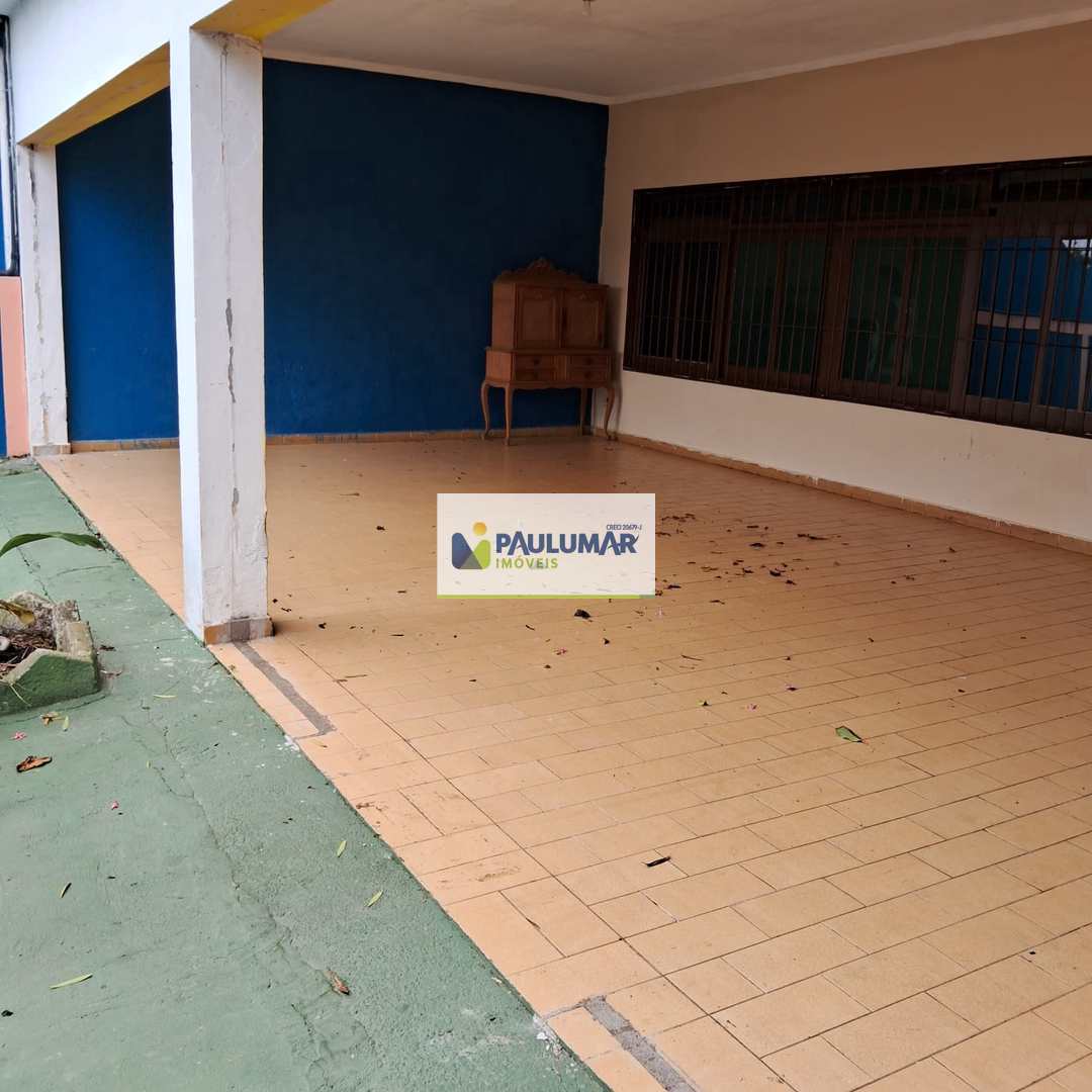 Casa à venda e aluguel com 4 quartos, 200m² - Foto 3