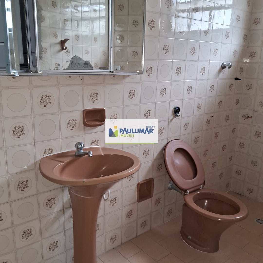 Casa à venda e aluguel com 4 quartos, 200m² - Foto 14