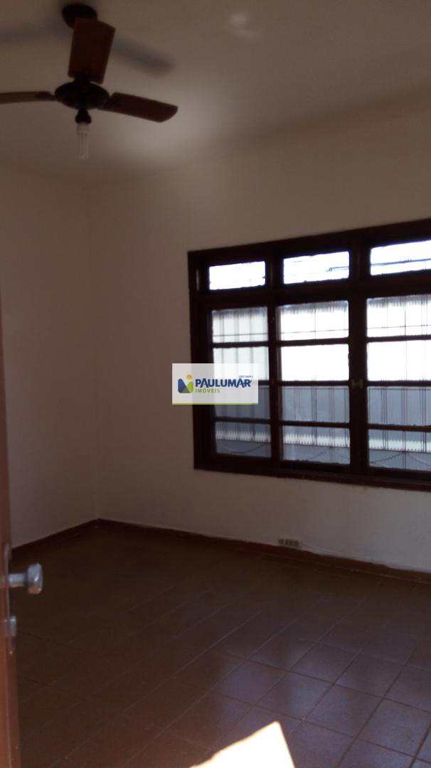 Casa para alugar com 3 quartos, 130m² - Foto 6