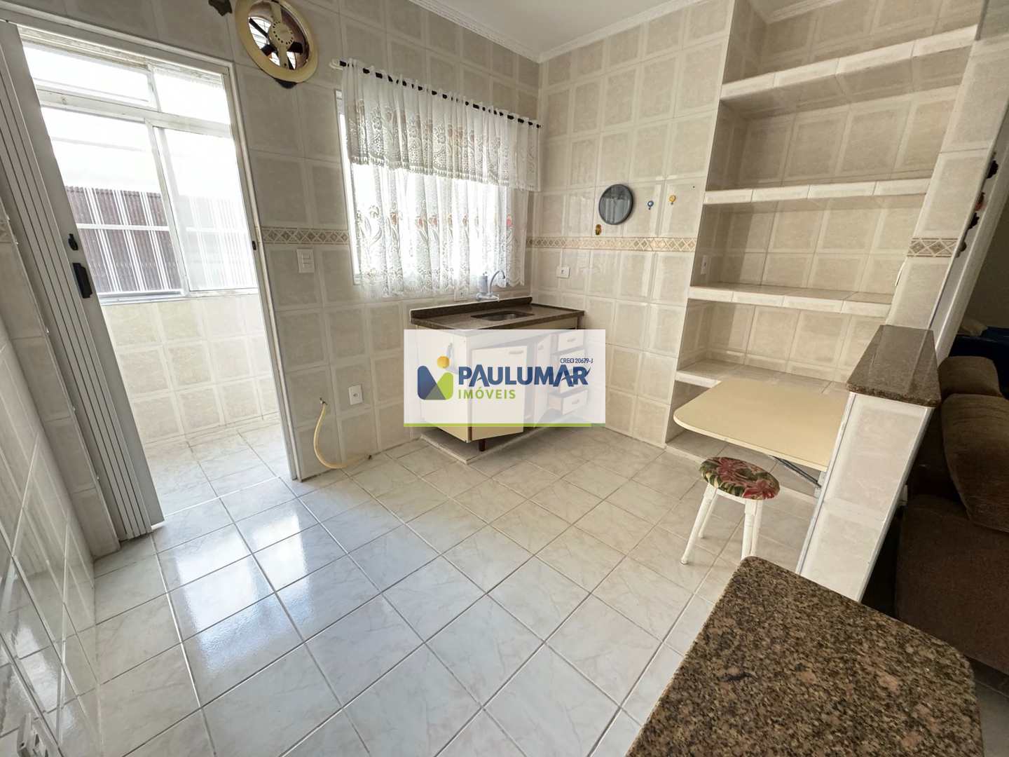 Apartamento para alugar com 2 quartos, 72m² - Foto 9