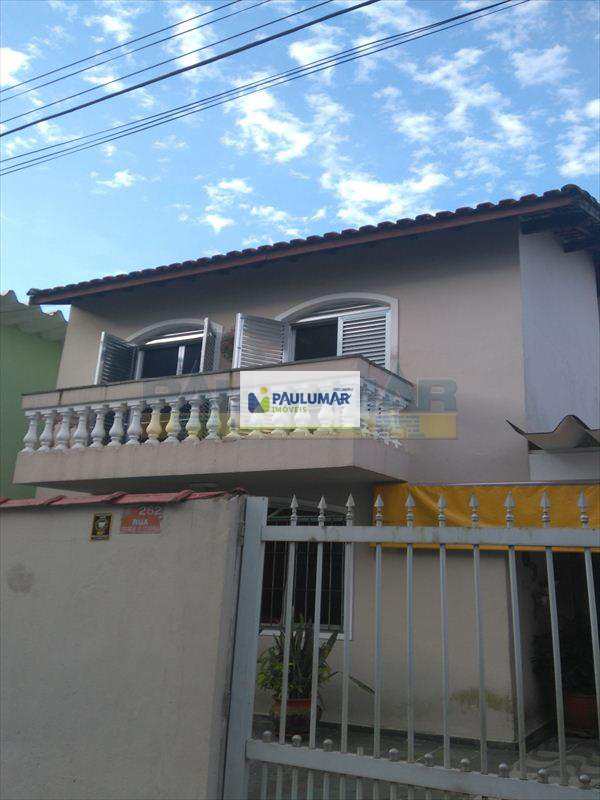 Sobrado à venda com 3 quartos, 200m² - Foto 2