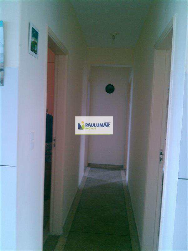 Apartamento à venda com 3 quartos, 130m² - Foto 2