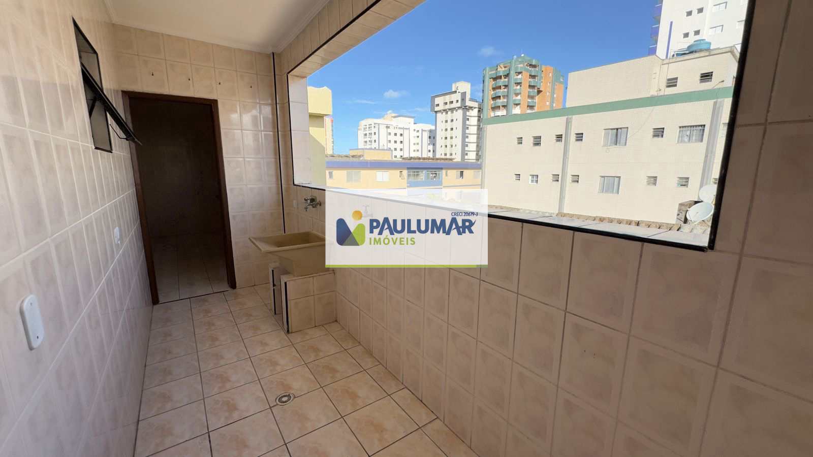 Apartamento para alugar com 3 quartos, 98m² - Foto 13