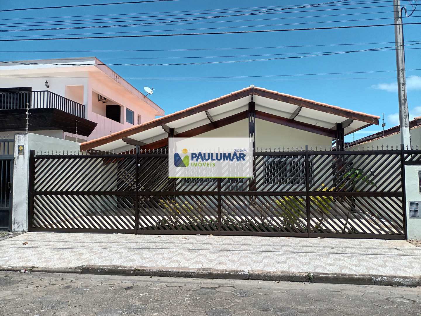 Casa para alugar com 3 quartos, 153m² - Foto 1