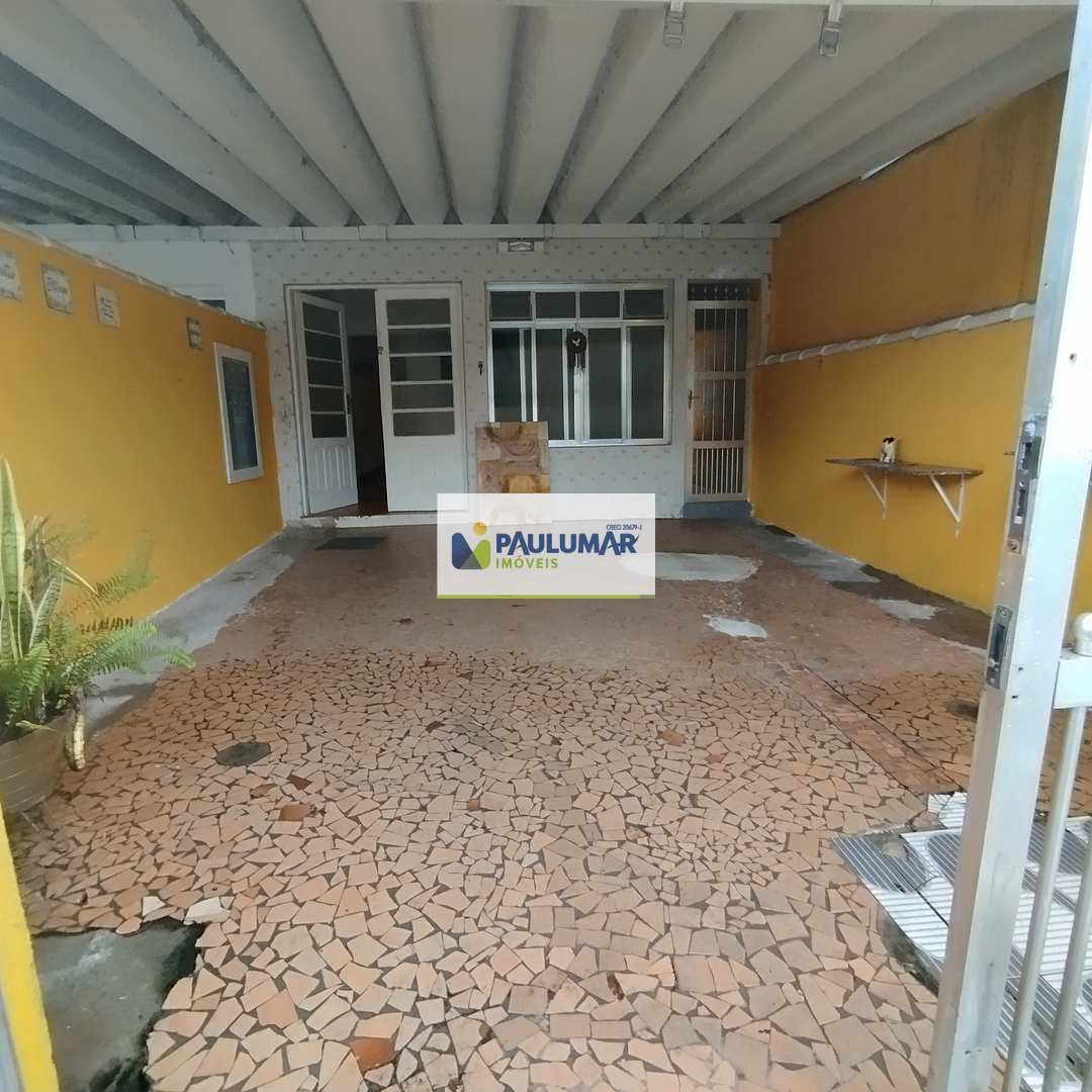 Casa à venda com 2 quartos, 98m² - Foto 4