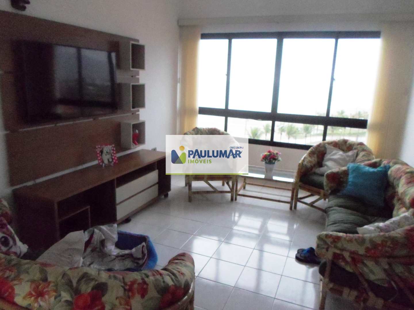 Apartamento à venda com 2 quartos, 110m² - Foto 2