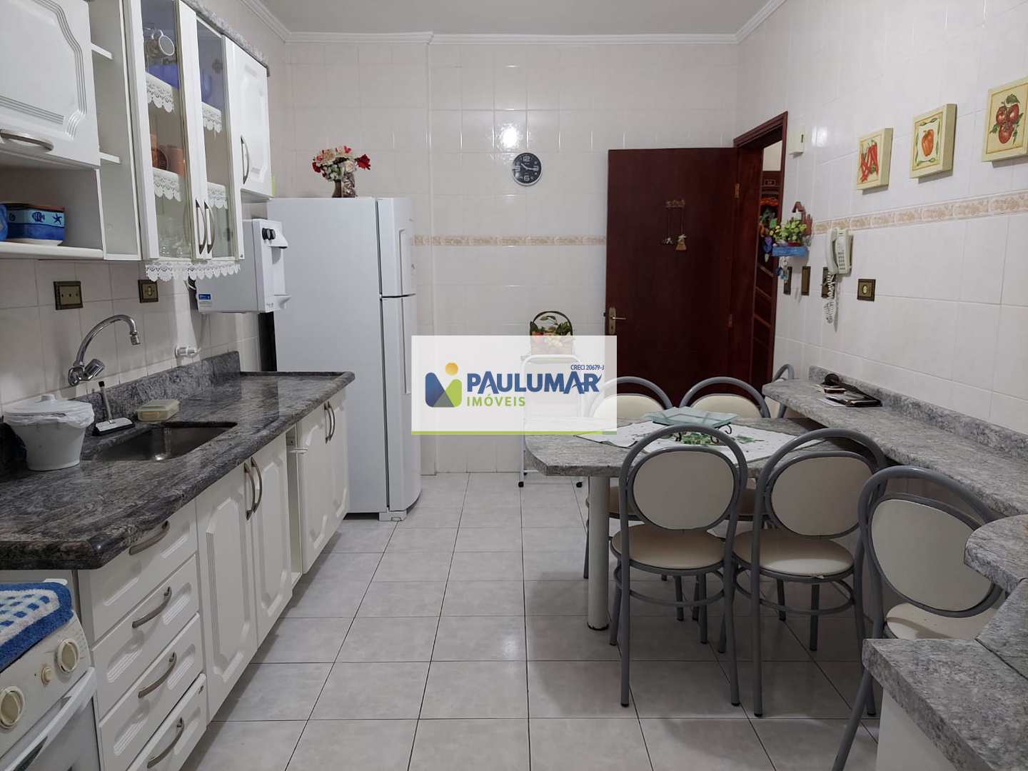 Apartamento à venda com 3 quartos, 131m² - Foto 9