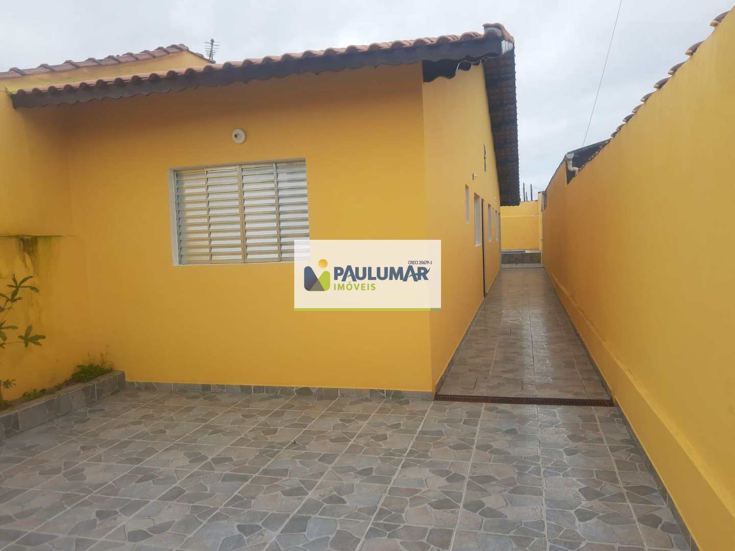 Casa à venda com 2 quartos, 70m² - Foto 4