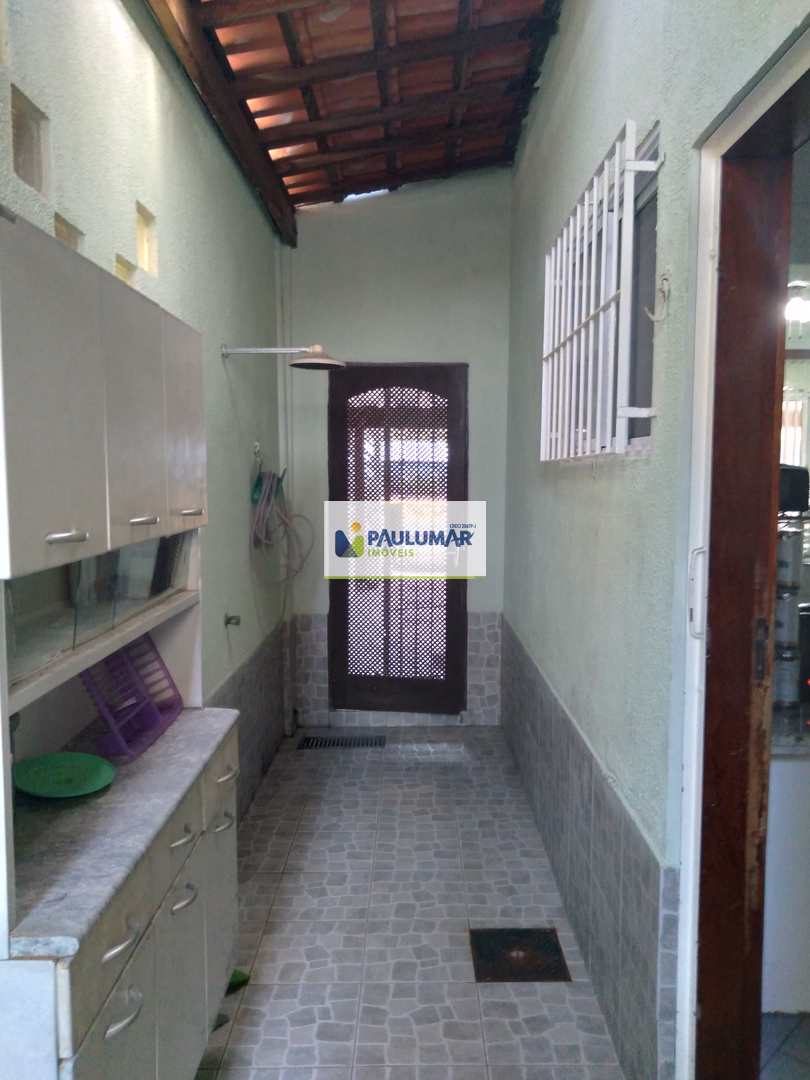 Casa à venda com 2 quartos, 110m² - Foto 25