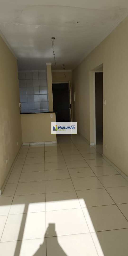 Apartamento à venda com 2 quartos, 61m² - Foto 6