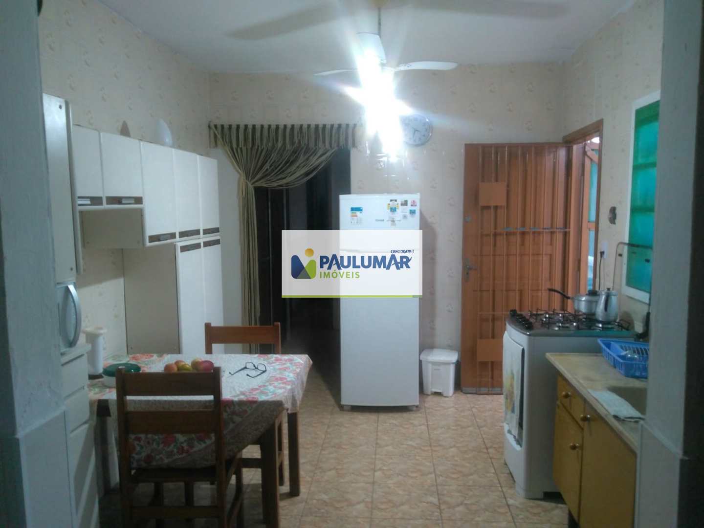 Casa à venda com 2 quartos, 93m² - Foto 8