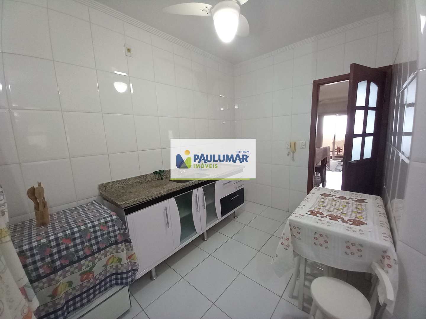 Apartamento à venda com 2 quartos, 70m² - Foto 6