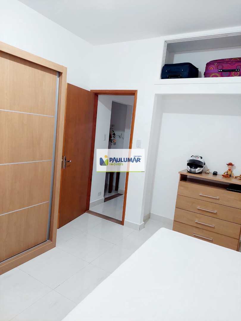 Casa à venda com 2 quartos, 230m² - Foto 17