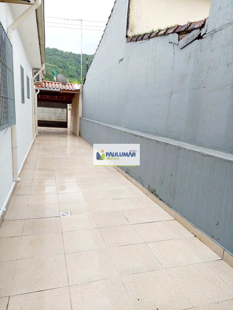 Casa à venda com 2 quartos, 230m² - Foto 3