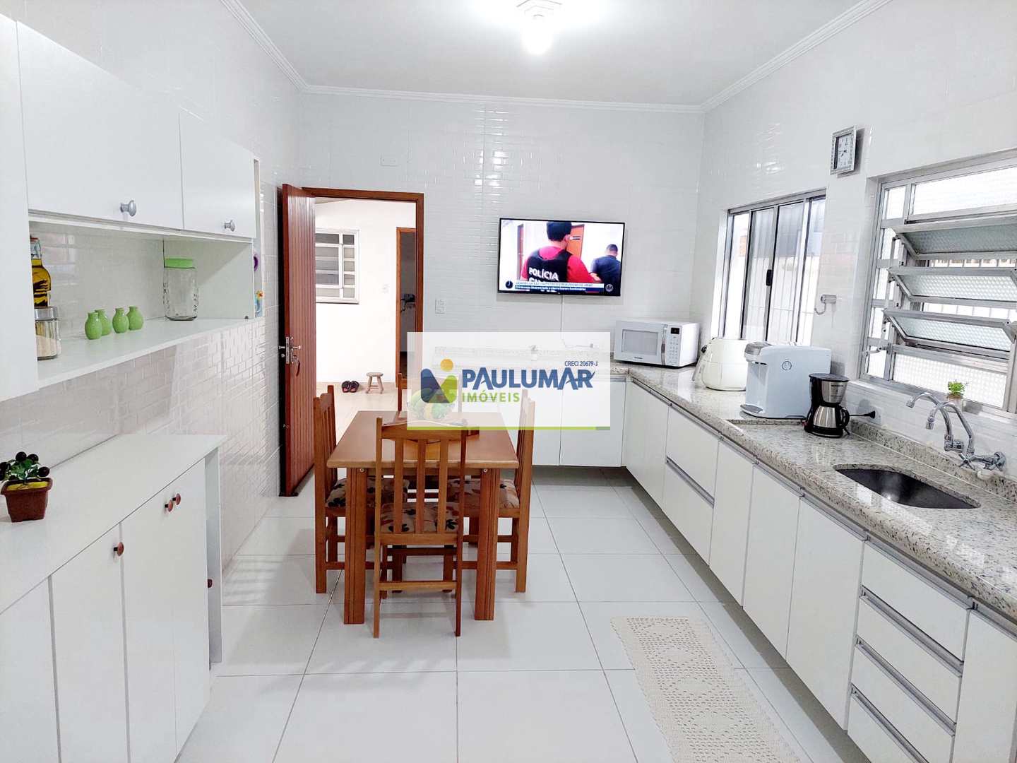 Casa à venda com 2 quartos, 230m² - Foto 11