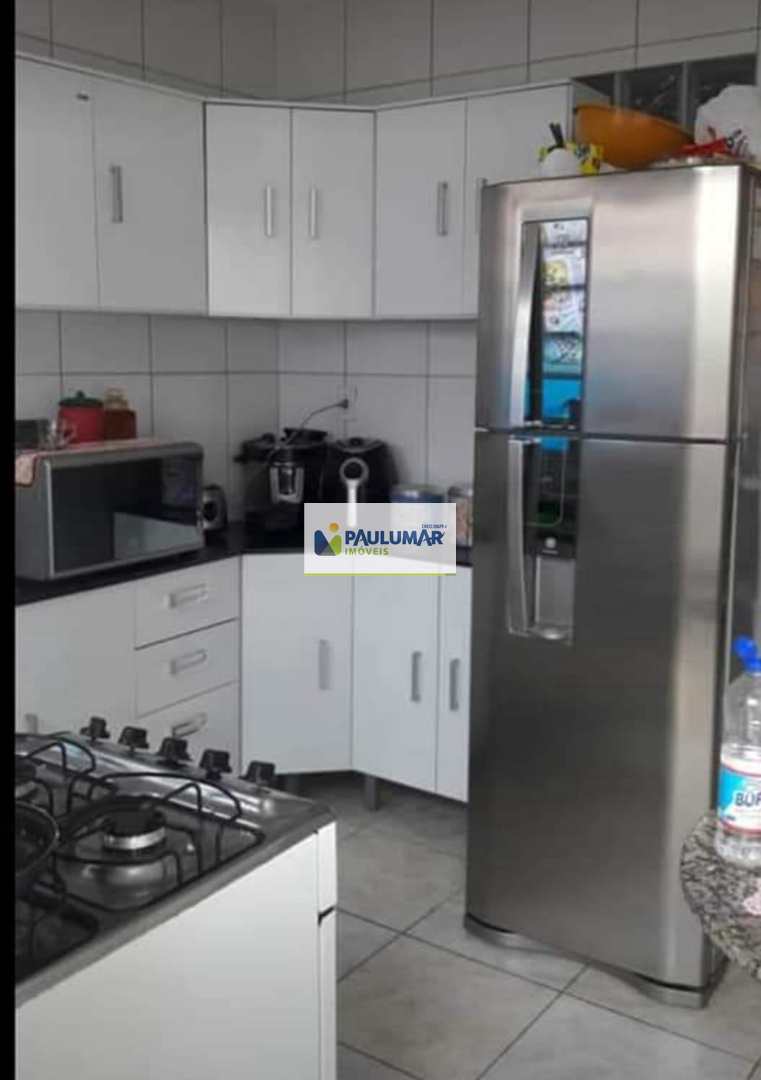 Sobrado à venda com 2 quartos, 67m² - Foto 3