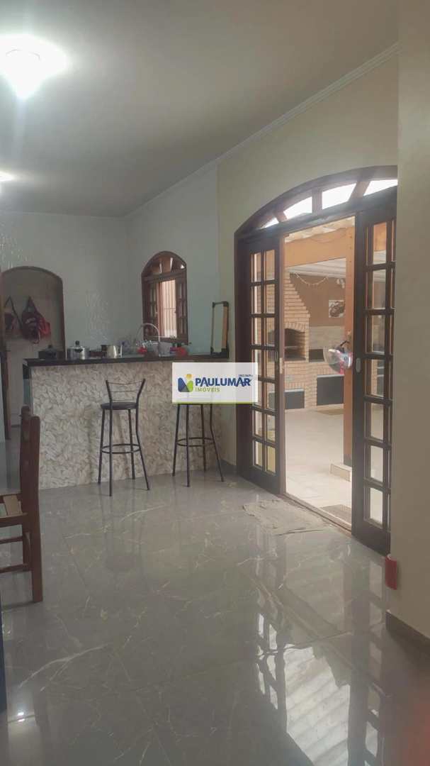 Sobrado à venda com 3 quartos, 178m² - Foto 4