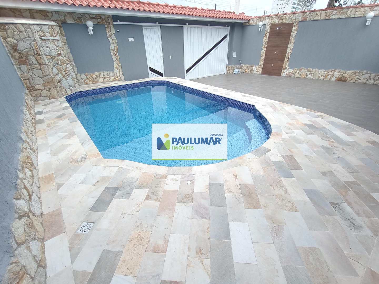 Sobrado à venda com 5 quartos, 250m² - Foto 4