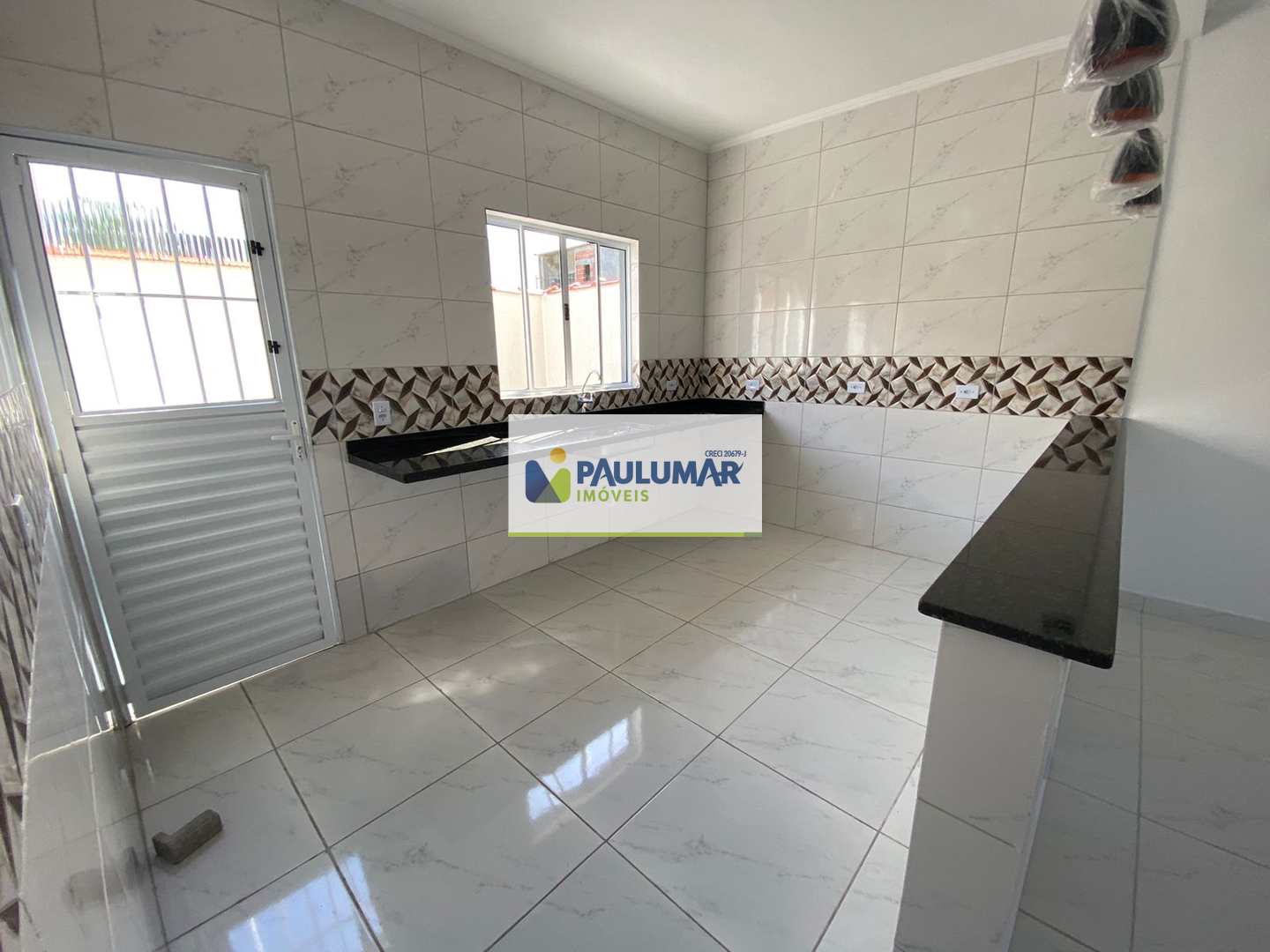 Sobrado à venda com 2 quartos, 90m² - Foto 4