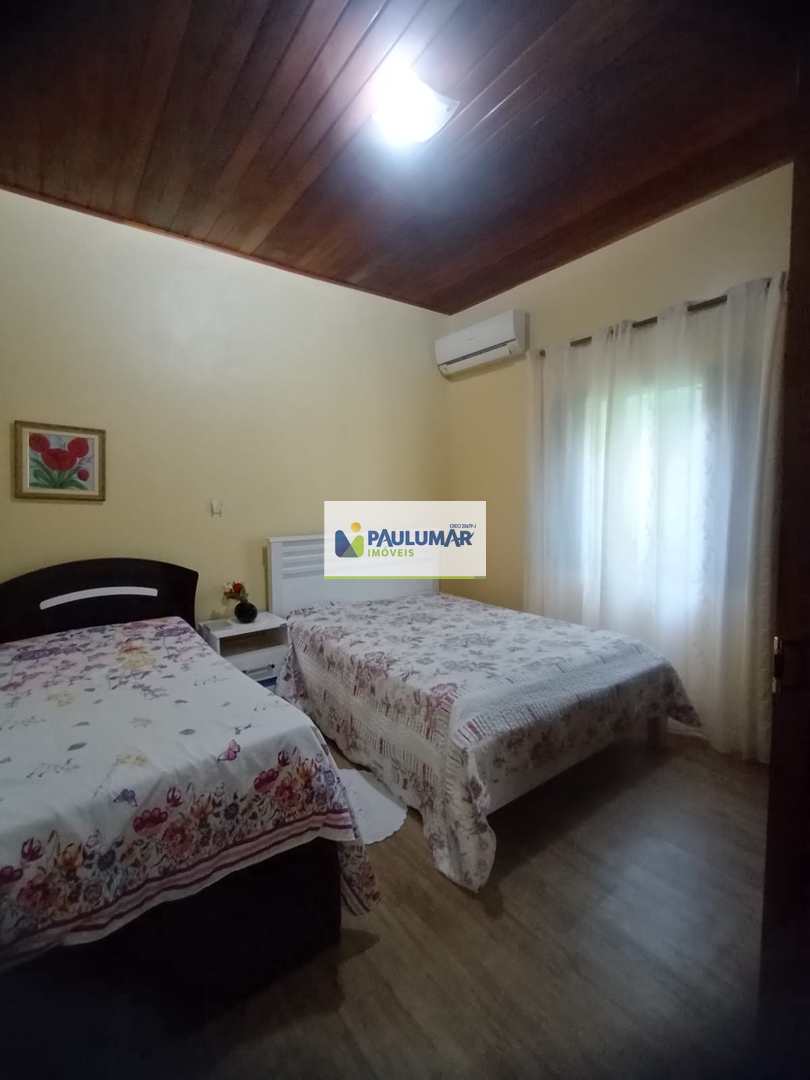 Casa à venda com 3 quartos, 122m² - Foto 13