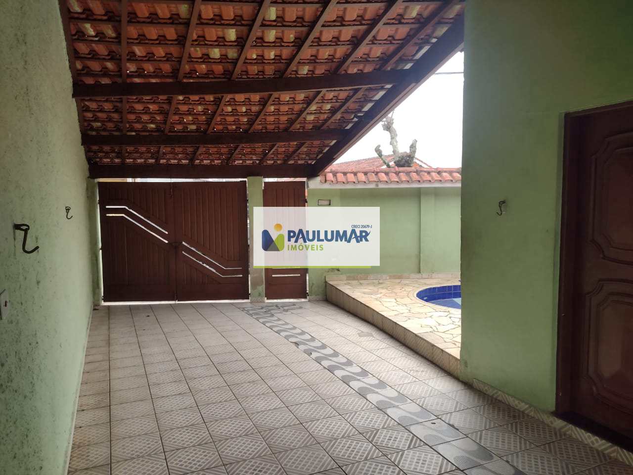 Casa à venda com 3 quartos, 183m² - Foto 2