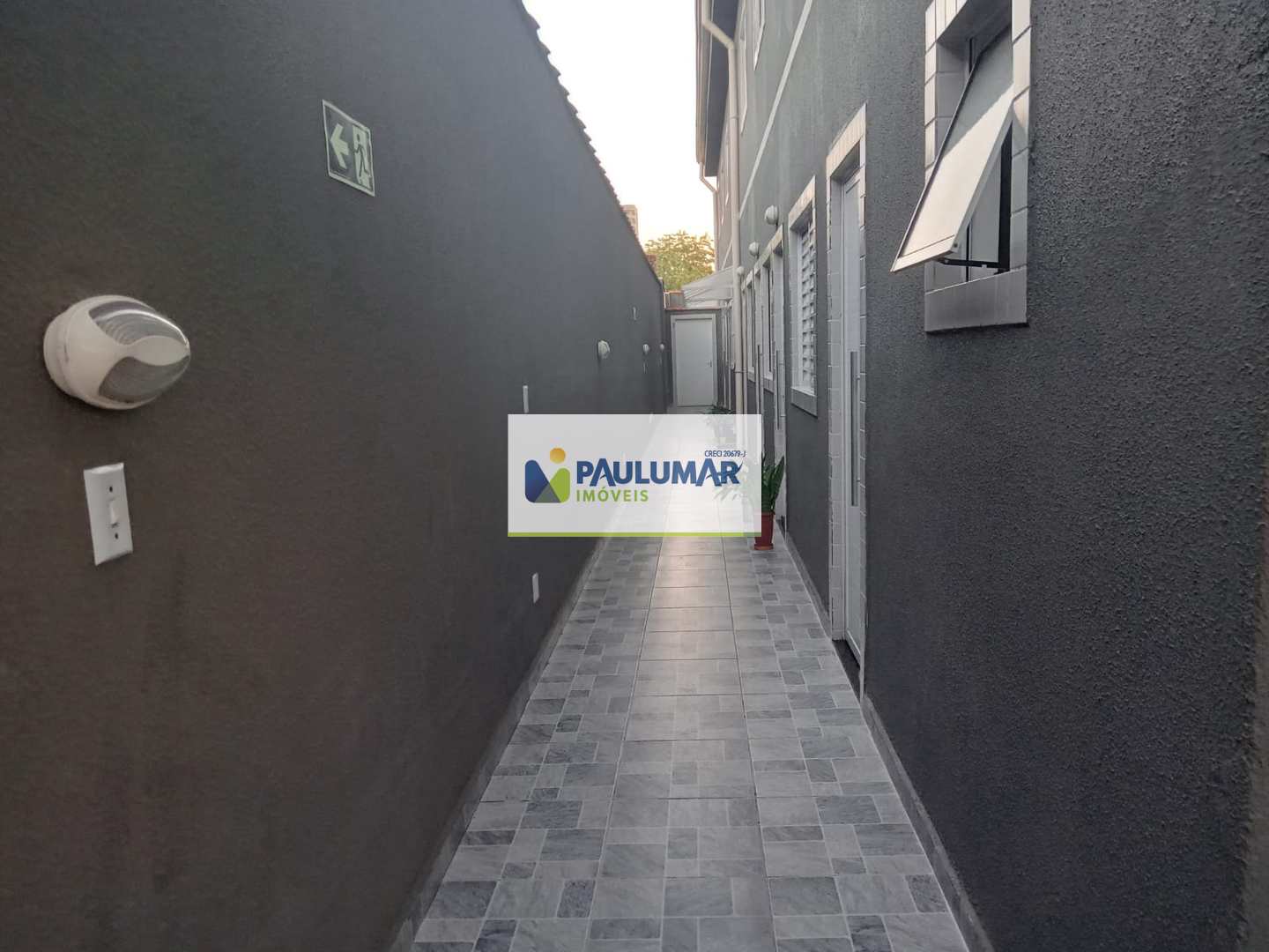 Casa de Condomínio à venda com 2 quartos, 60m² - Foto 2