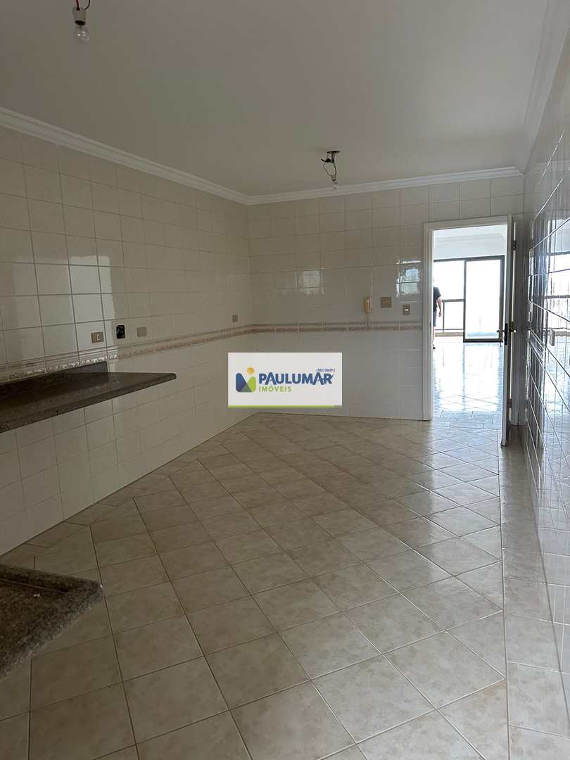 Apartamento à venda com 4 quartos, 190m² - Foto 11