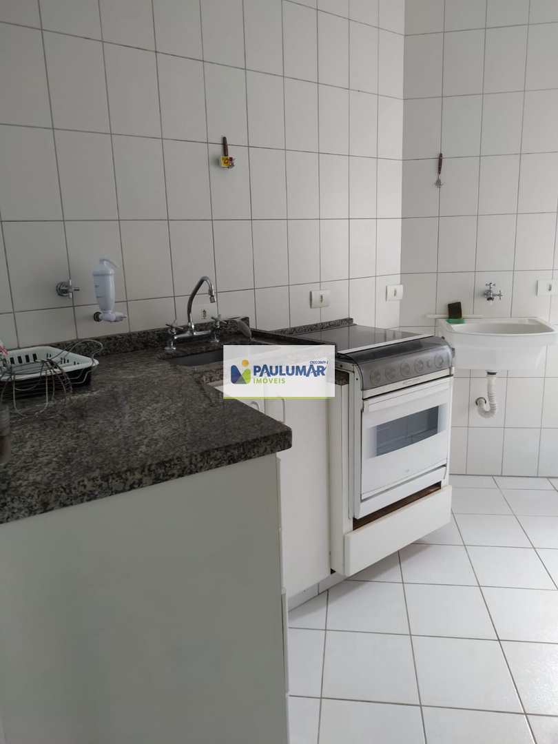 Apartamento à venda com 2 quartos, 70m² - Foto 9