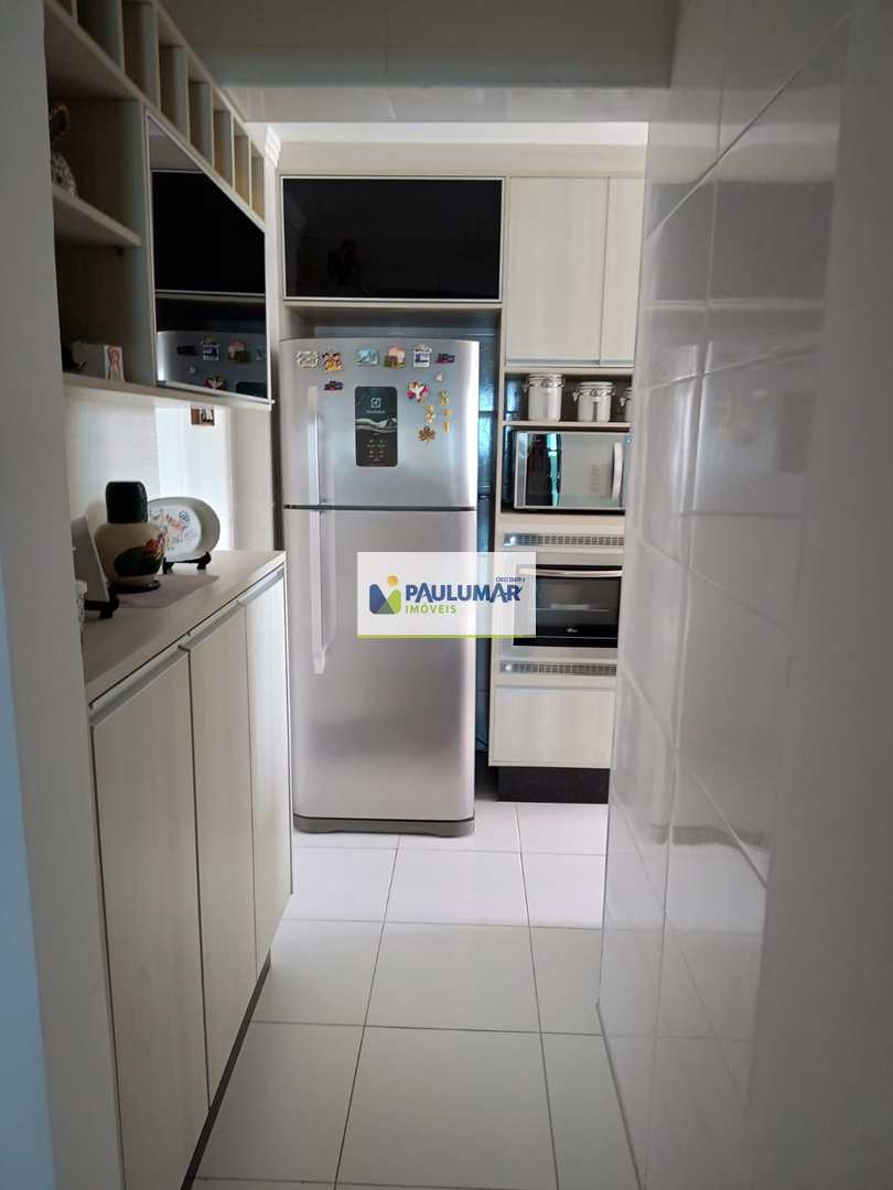 Apartamento à venda com 3 quartos, 96m² - Foto 19