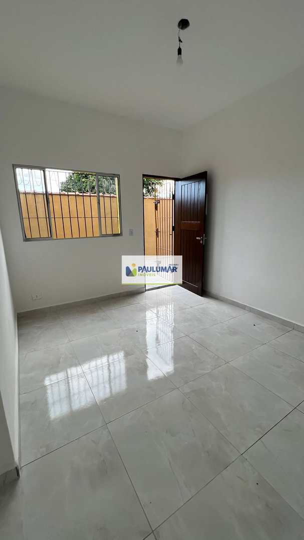 Casa à venda com 2 quartos, 50m² - Foto 5