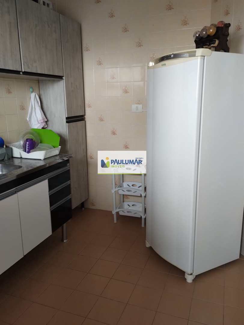 Apartamento à venda com 2 quartos, 75m² - Foto 13