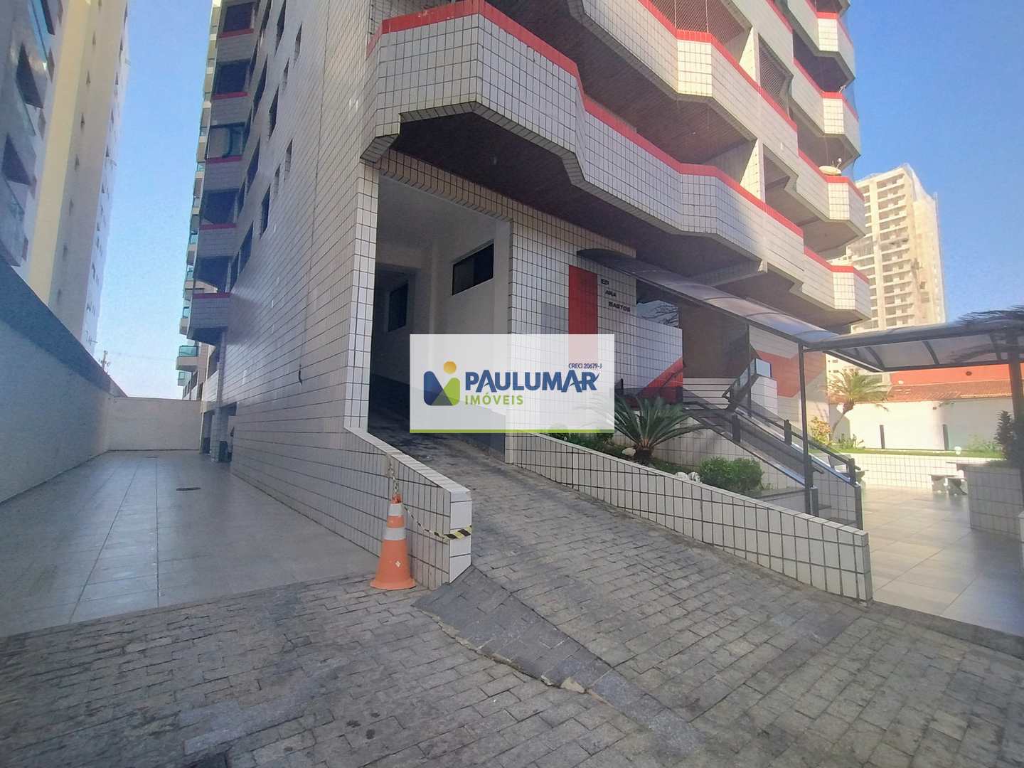 Apartamento à venda com 3 quartos, 111m² - Foto 4