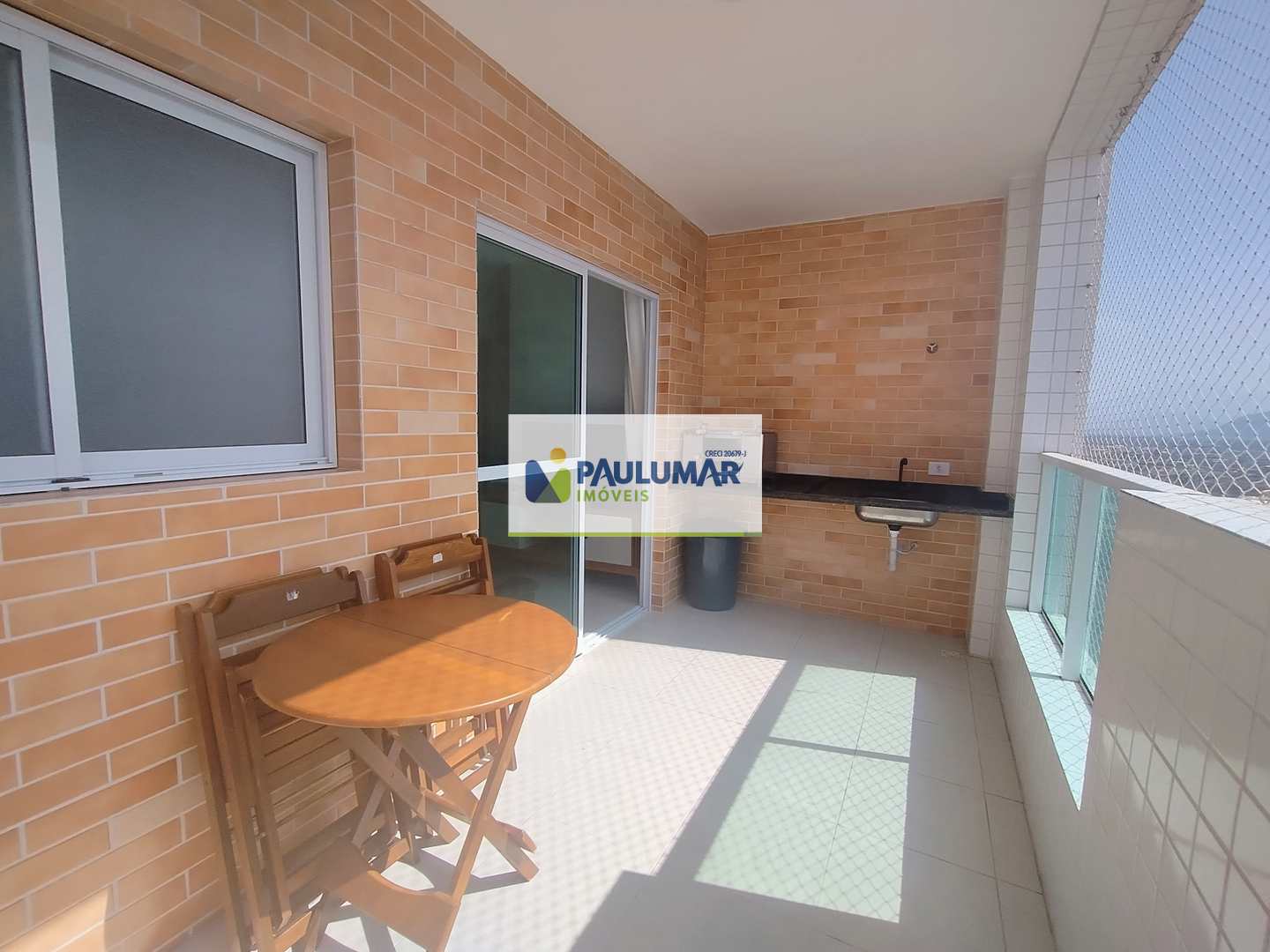 Apartamento à venda com 2 quartos, 70m² - Foto 1