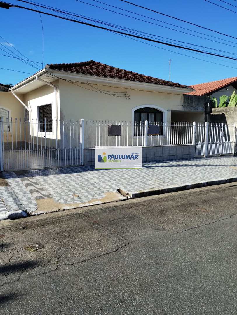 Casa à venda com 3 quartos, 85m² - Foto 1