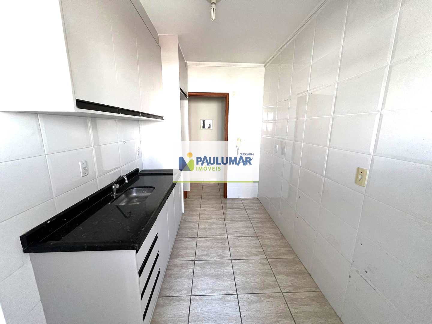 Apartamento à venda com 2 quartos, 69m² - Foto 4