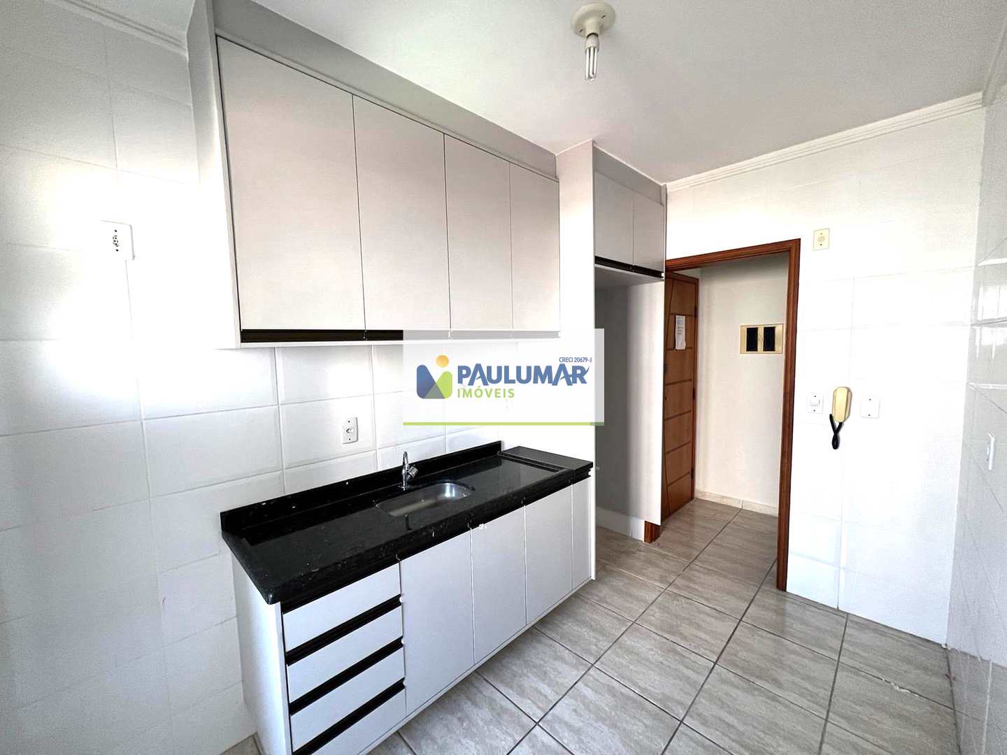 Apartamento à venda com 2 quartos, 69m² - Foto 5